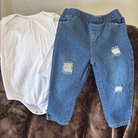 Garanimals White Ribbed long sleeve  Onesie and jeans - Picture 1 of 7